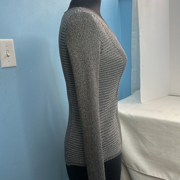 I.N.C. International Concepts Silver V-Neck Pullover Sweater - Picture 5 of 8